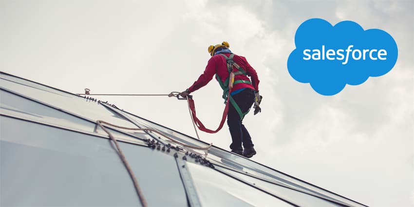 Male workers rope access height safety connecting with eight knots safety harness construction site oil tank dome.