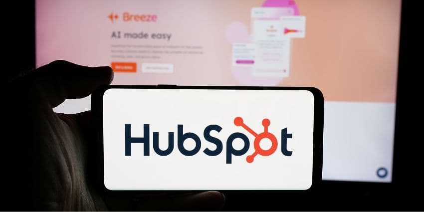 HubSpot Brings AI Agents to SMBs