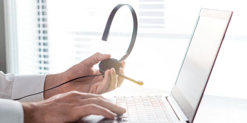 monaural vs binaural headsets contact centre