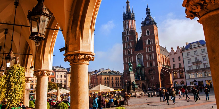 Poland Third in Poll of World’s Top CX Locations