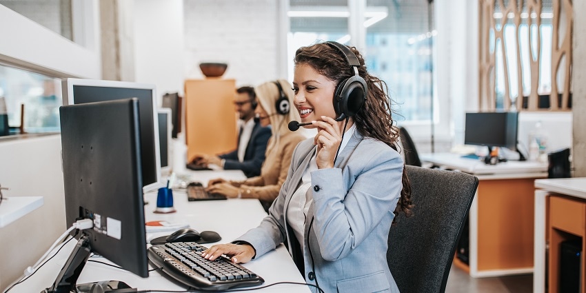 11 Super Customer Service Skills and How to Foster Them
