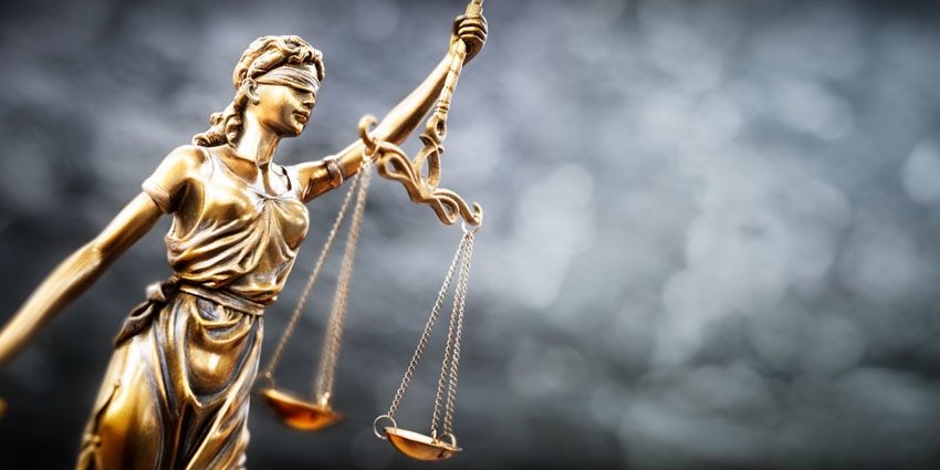 Analysts React to Another Troubling Contact Center AI Lawsuit: "We’re Going to See More!"
