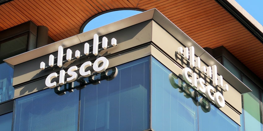Cisco Deploys a 15,000-Seat Contact Center Spread Across 150 Locations