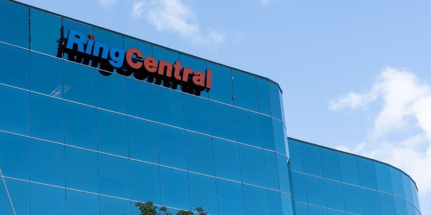 RingCentral Surpasses 1,000 RingCX and AI Receptionist Customers